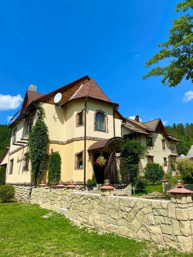 Золото Карпат Villa ยาเรมชา ภายนอก รูปภาพ